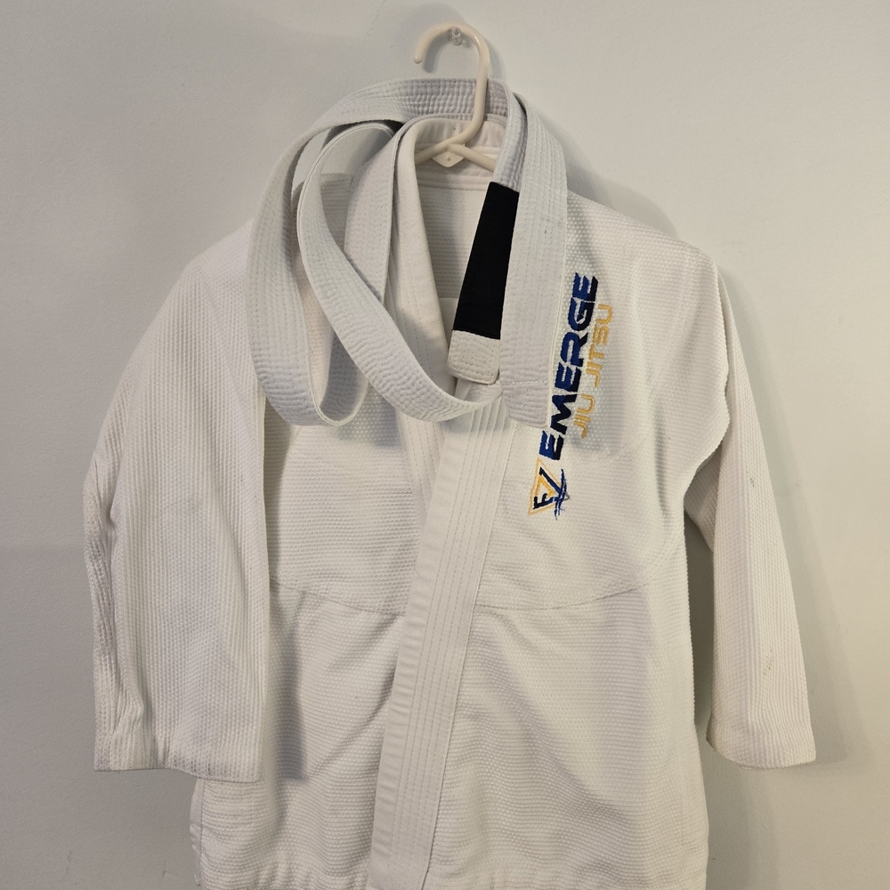 Erge Kids White Martial Arts Jacket with Blue Logo